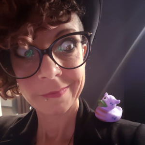 Alice-Risi_Illustrator_BG-Artist